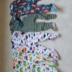 Bundle of 4 boys footies